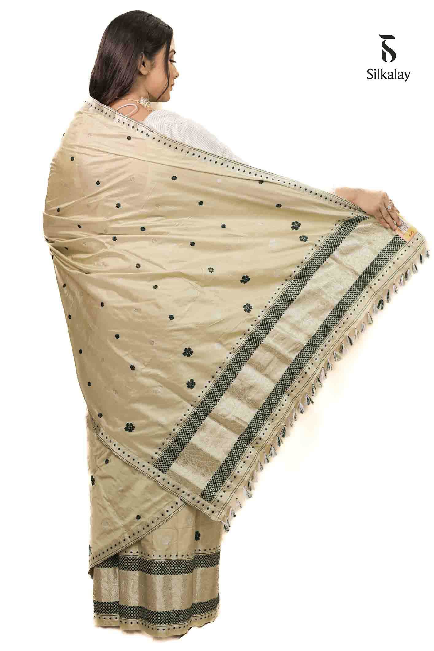 Mekhela Chaddar